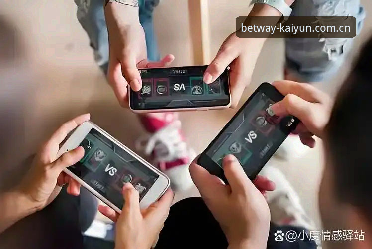 周五晚上十一点，孙鹏把手机横过来，用拇指在屏幕边缘轻轻滑动。他刚从地铁口走出来，空气里还带着尾气与深夜烧烤混合的气味，但他眼里只有屏幕上那个绿茵茵的球场——不是正在踢的那场，而是他待会儿要参考的那个赛程列表。他得在下注截止前，确定今晚的场次信息和盘口变化频率到底匹配不匹配。这个动作他做了快两年，却直到上个月更新客户端之后，才真正把“对比”这件事玩明白。